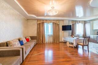 Апартаменты Lazurnyi apartment in the center of Nur-sultan Нур-Султан Апартаменты с 2 спальнями-12