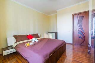 Апартаменты Lazurnyi apartment in the center of Nur-sultan Нур-Султан Апартаменты с 2 спальнями-8