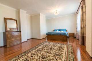 Апартаменты Lazurnyi apartment in the center of Nur-sultan Нур-Султан Апартаменты с 2 спальнями-9